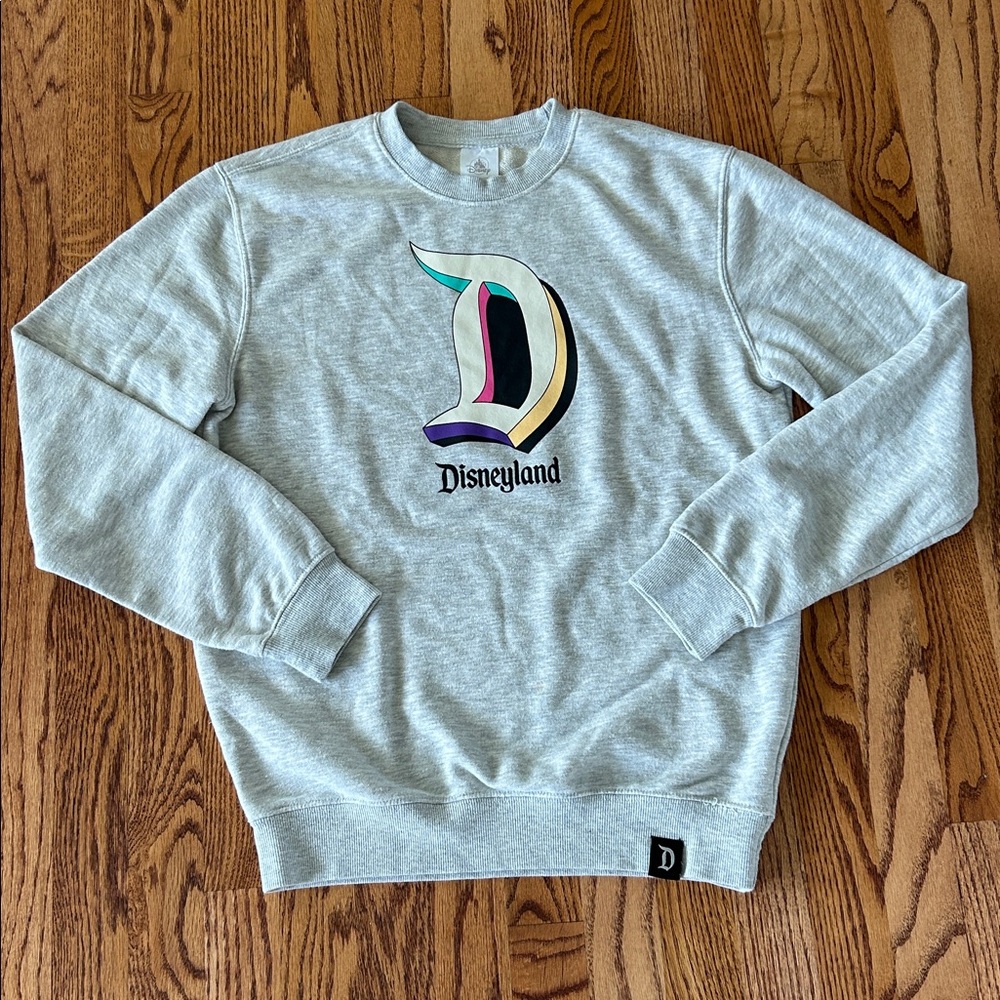 Disney Disneyland Crewneck Sweatshirt Classic Logo Gray‎ Small